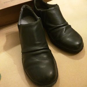 Groundhog  SHOES/BOOTIE SIZE 38 NIB BLACK Leather